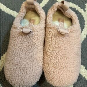 New in box UGG slippers!